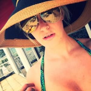 Meet your Posher, Meghan